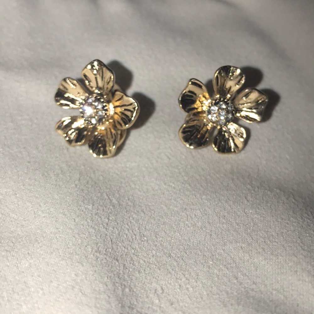 Flower earrings